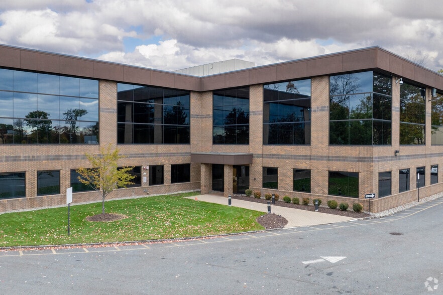 Primary Photo Of 199 Pomeroy Rd, Parsippany Office For Lease
