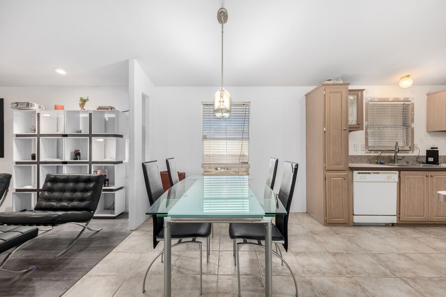 More Photos Of 50150 W Julie Ln, Maricopa Warehouse For Sale