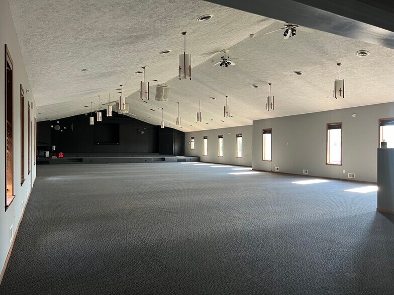More Photos Of 690 Morgantown Rd, Uniontown Religious Facility For Sale
