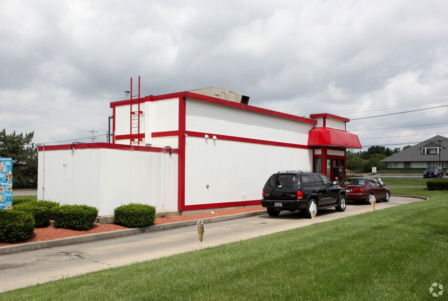 More Photos Of 6101 E Main St, Columbus Fast Food For Lease