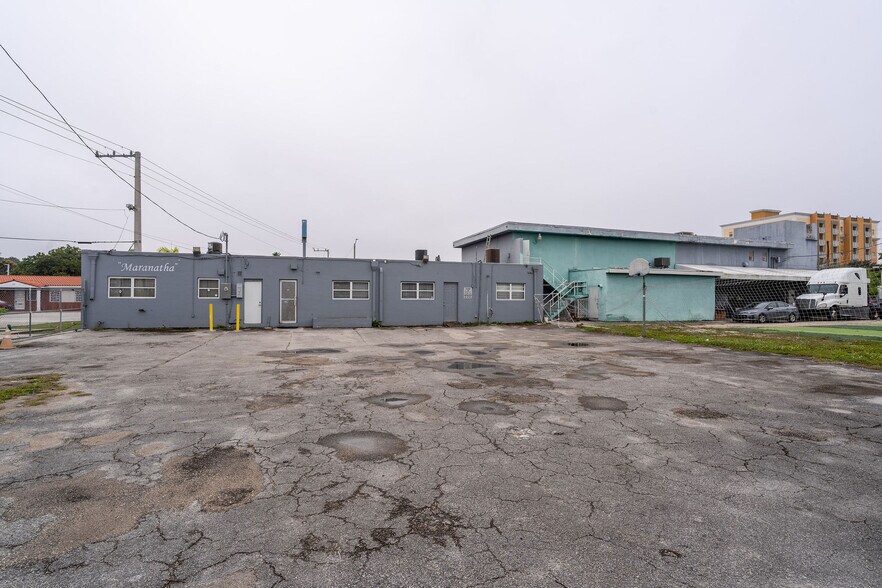 More Photos Of , Miami Unknown For Sale