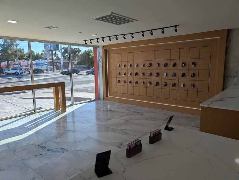 More Photos Of 1703 E Charleston Blvd, Las Vegas Freestanding For Sale