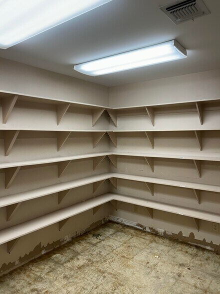 More Photos Of 4928 North St, Nacogdoches Office For Lease