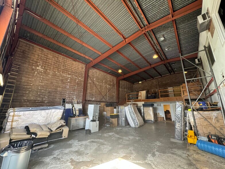 More Photos Of 1924 Homerule St, Honolulu Warehouse For Lease