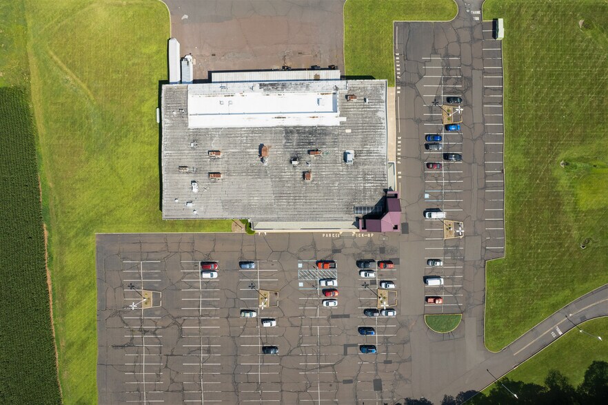 More Photos Of 841 Gravel Pike, Collegeville Supermarket For Lease