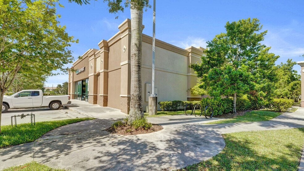 More Photos Of 4100 N University Dr, Cooper City Storefront For Sale