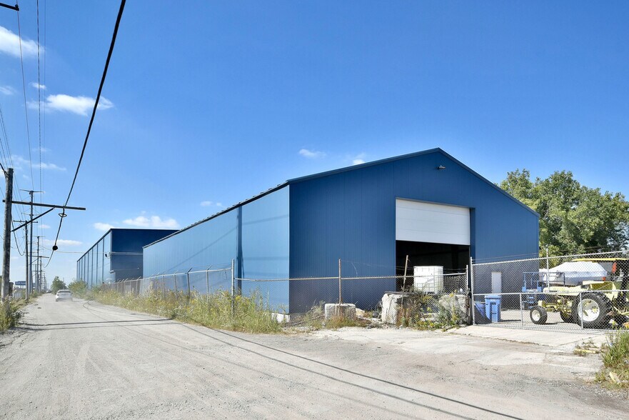 More Photos Of 5700 41st, Forest View Sports And Entertainment For Sale