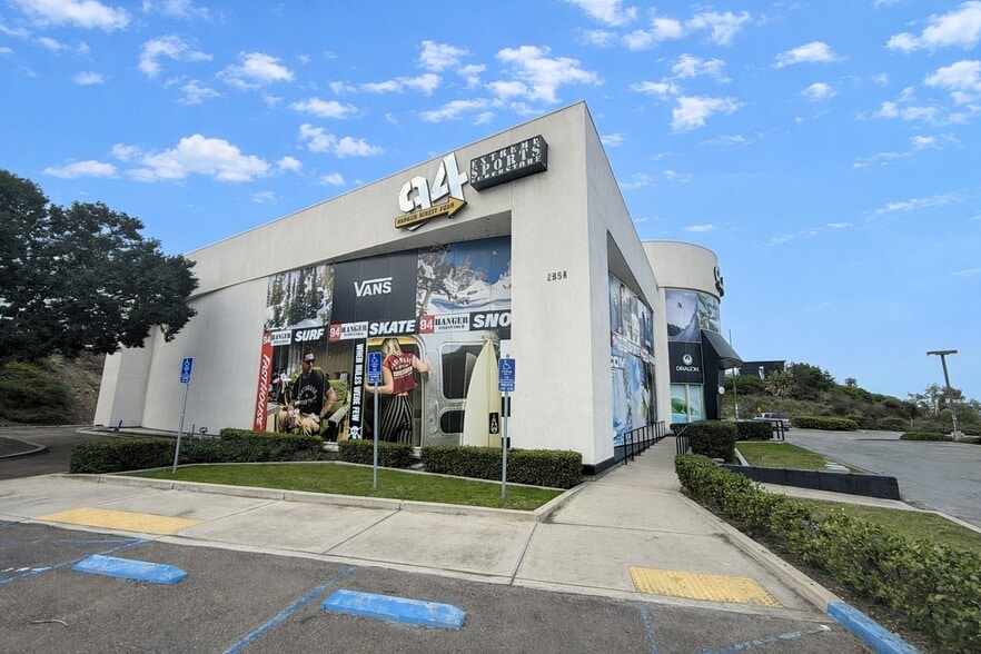 More Photos Of 5270 Jackson Dr, La Mesa Freestanding For Sale