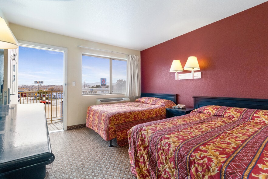 More Photos Of 16901 Stoddard Wells Rd, Victorville Hotel For Sale