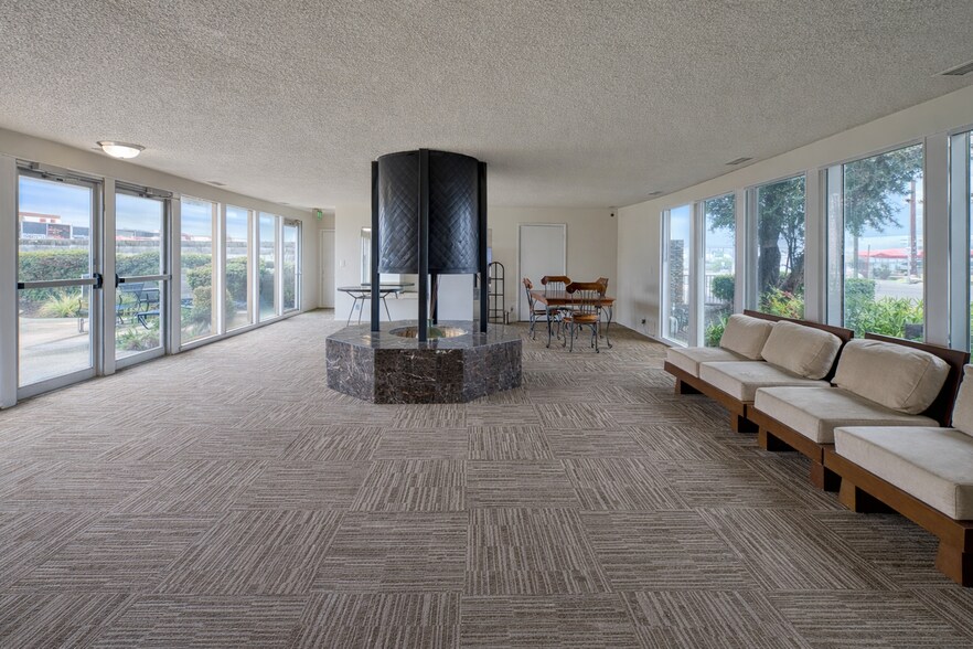 More Photos Of 4730 El Camino Ave, Carmichael Apartments For Sale