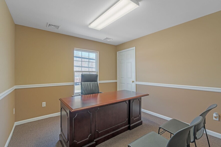 More Photos Of 575 State Route 10, Whippany Office For Lease