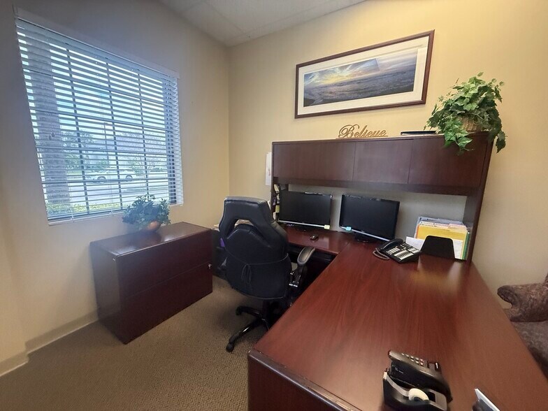 More Photos Of 8222 118th Ave, Largo Warehouse For Sale