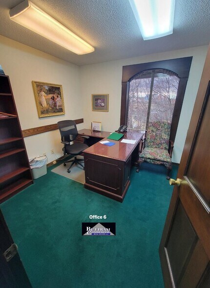 More Photos Of 3111 McClelland Blvd., Joplin Office For Sale