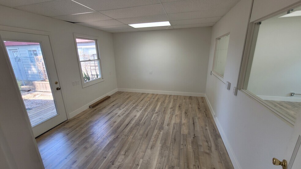 More Photos Of 3177 Guerneville Rd, Santa Rosa Office For Lease