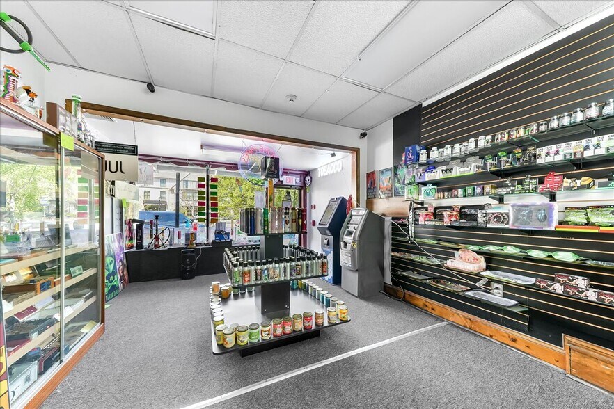 More Photos Of 13-15 S Chester Rd, Swarthmore Storefront Retail Residential For Sale