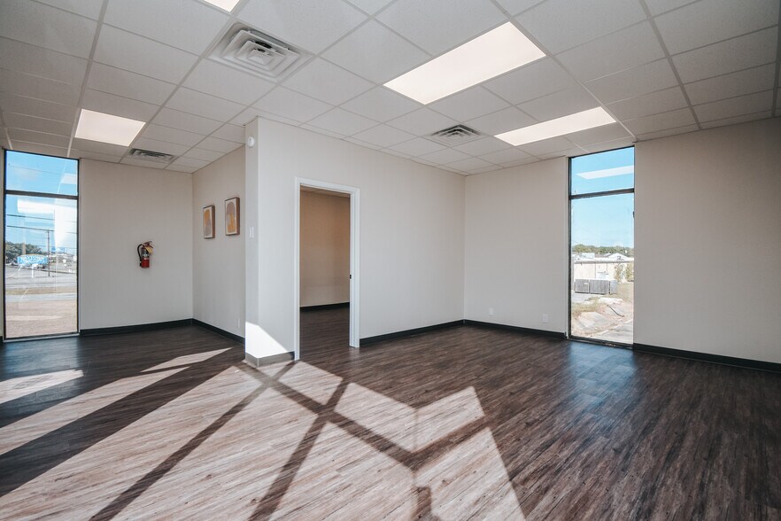 More Photos Of 4104 Houston Hwy, Victoria General Retail For Sale
