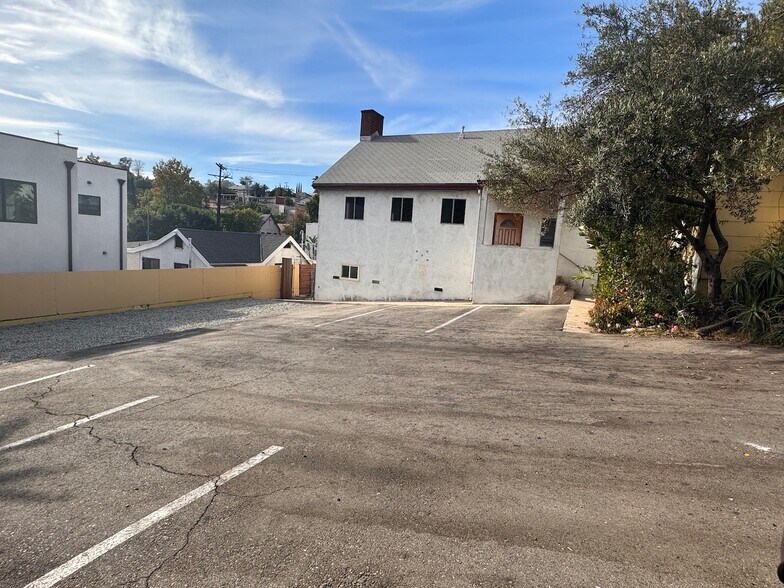 More Photos Of 2030 Glendale Blvd, Los Angeles Religious Facility For Sale