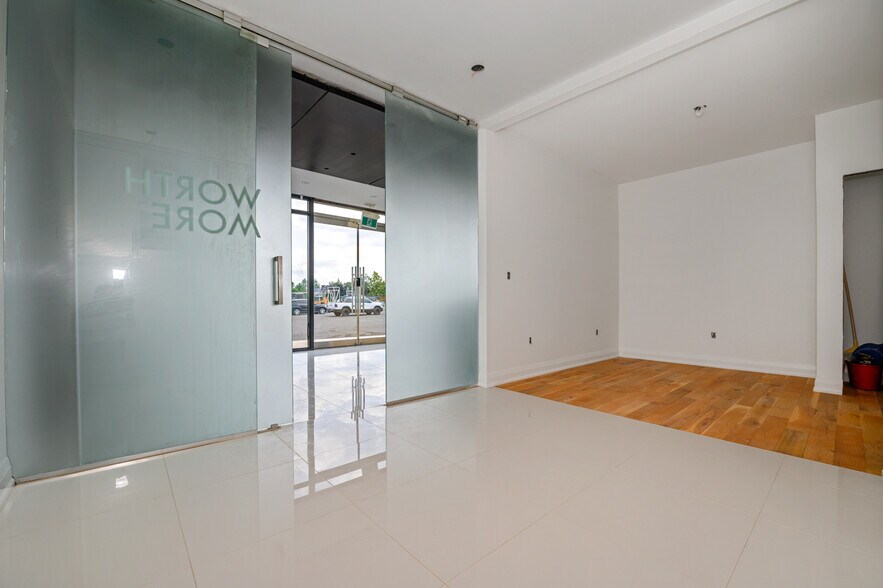 More Photos Of 11840 Keele St, Vaughan Office For Sale