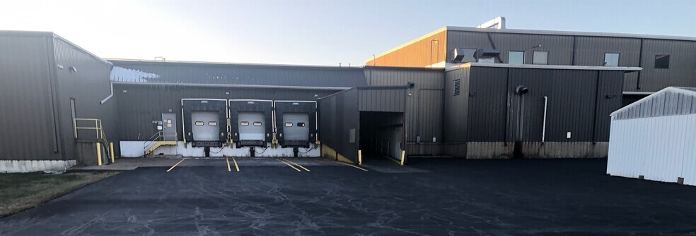 More Photos Of 100 Rayovac Ct, Fennimore Manufacturing For Sale