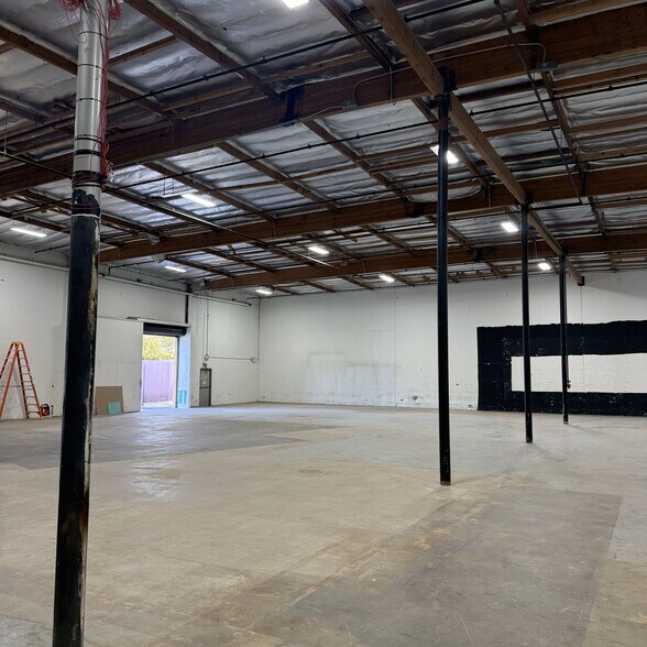 More Photos Of 8621 Hayden Pl, Culver City Light Manufacturing For Sale