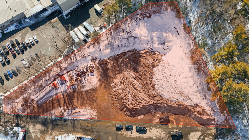 More Photos Of 6 Walters St, Chelmsford Land For Lease