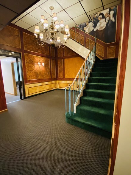 More Photos Of 1108 Olive St, Saint Louis Office For Sale