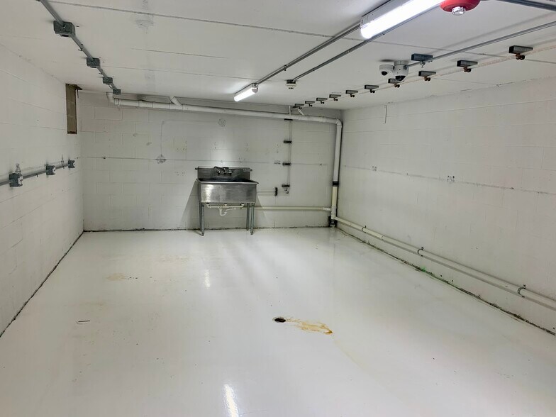 More Photos Of 702 N Cedar St, Kalkaska Freestanding For Sale