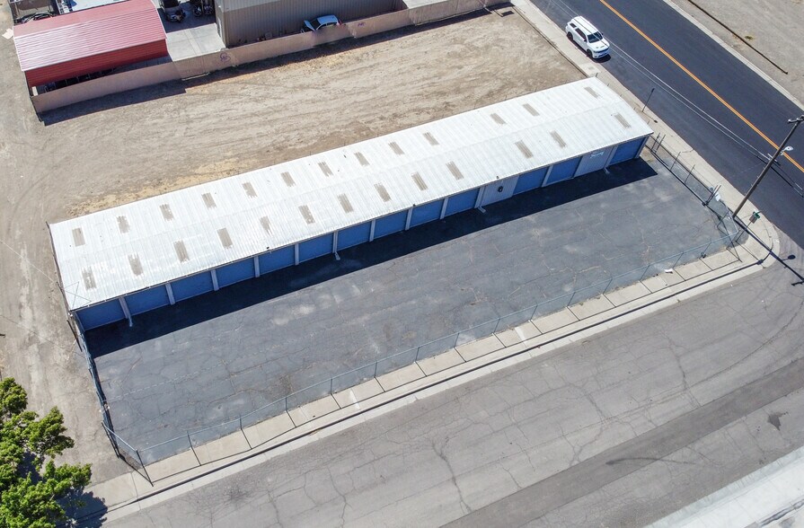 More Photos Of 906 G St, Los Banos Self Storage For Lease