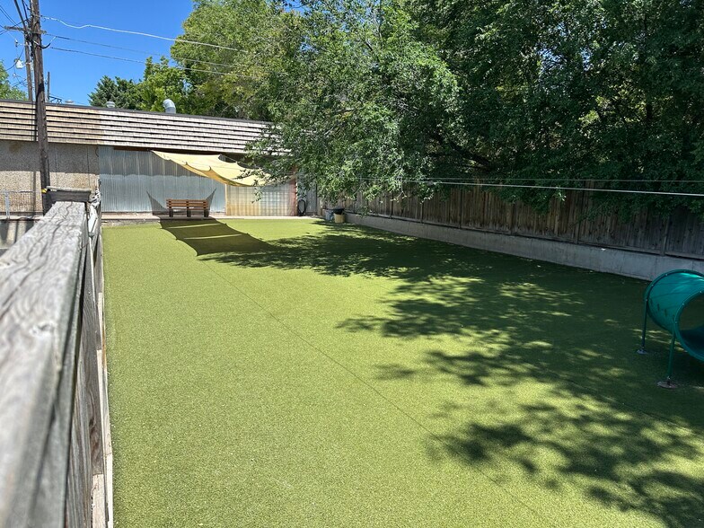 More Photos Of 2827 S 2300 E, Salt Lake City Storefront For Lease