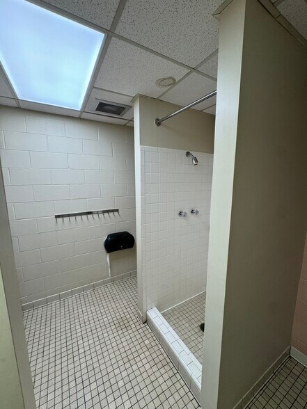 More Photos Of 407 N Salem Ave, Sumter Medical For Lease