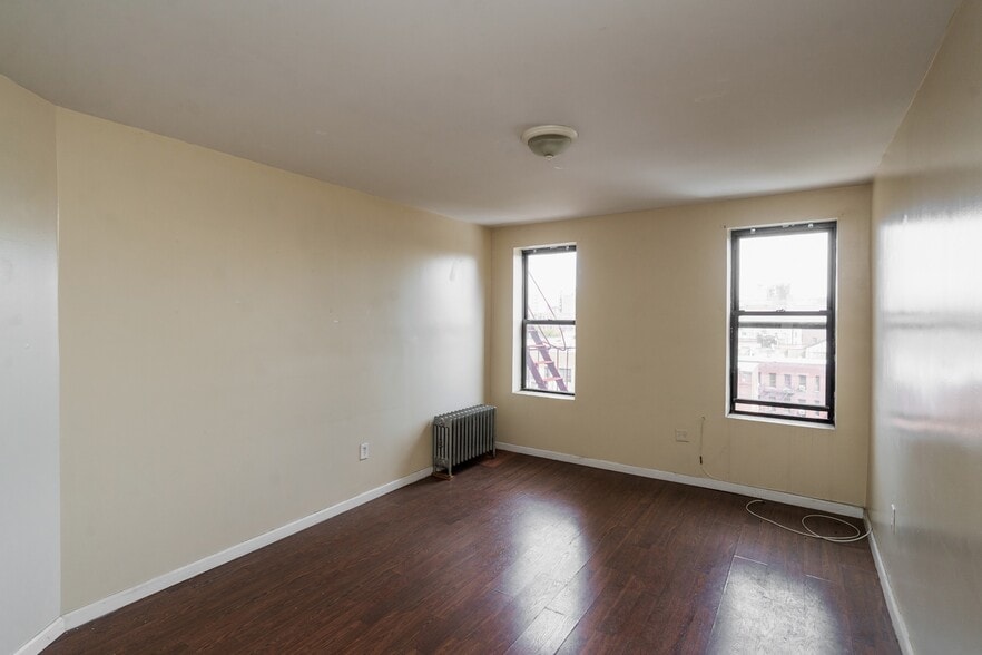 More Photos Of 1692 Grand Concourse, Bronx Apartments For Sale