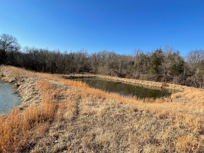 More Photos Of 2902 Clay St, De Soto Manufactured Housing Mobile Home Park For Sale