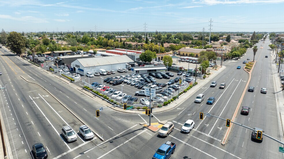 More Photos Of 6401 Stockton Blvd, Sacramento Auto Repair For Sale