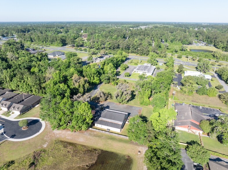 More Photos Of 165 SW Vision Gln, Lake City Office For Sale