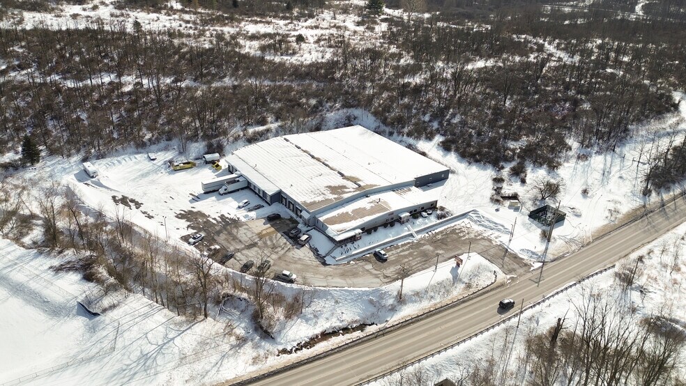 More Photos Of 850 Eisenhower Blvd, Johnstown Warehouse For Lease