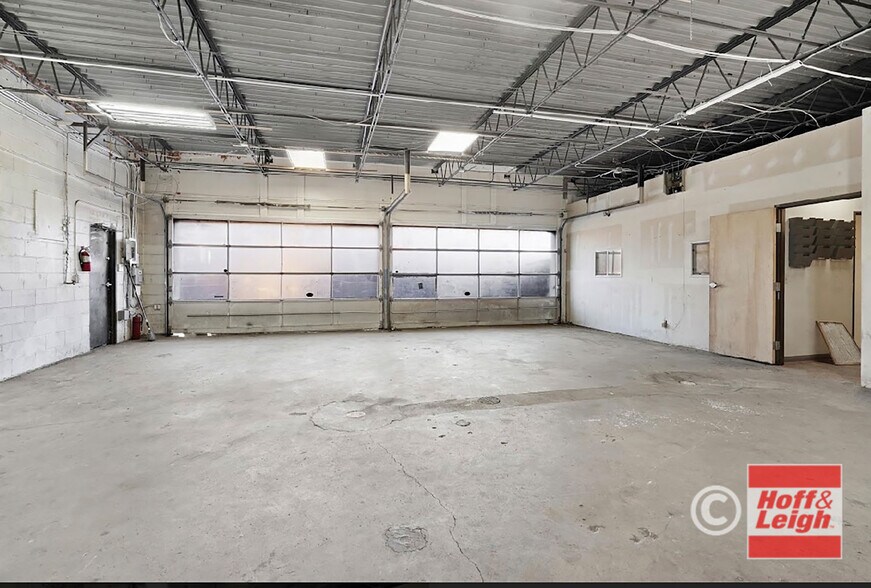 More Photos Of 8810 W Colfax Ave, Lakewood Auto Repair For Sale