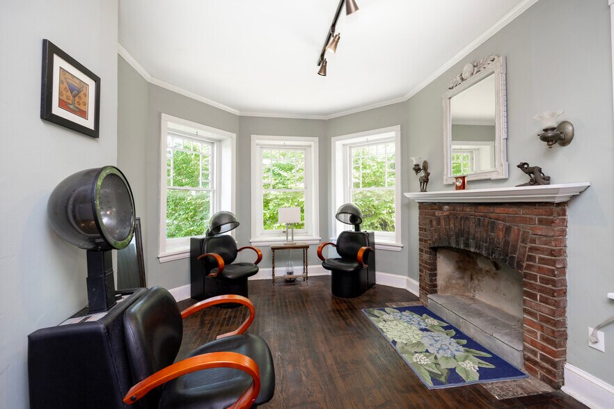 More Photos Of 234 Conestoga Rd, Wayne Specialty For Sale