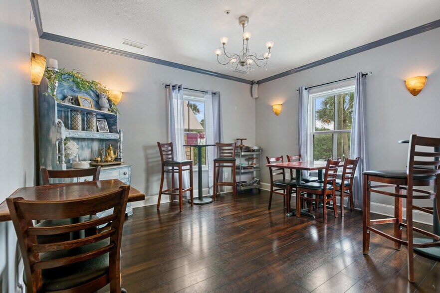 More Photos Of 47 Cordova St, Saint Augustine Restaurant For Sale