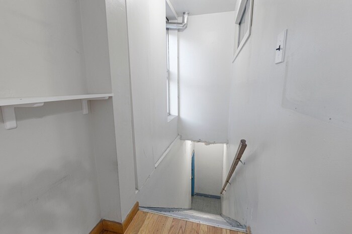More Photos Of 41-10 29th St, Long Island City Storefront Retail Office For Lease