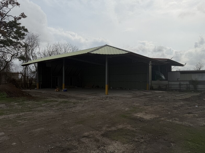 More Photos Of 4414 Oates Rd, Houston Land For Lease