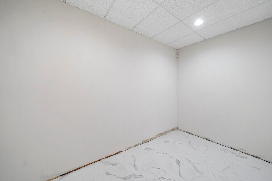 More Photos Of 0 Highway 105, Conroe Office Residential For Sale