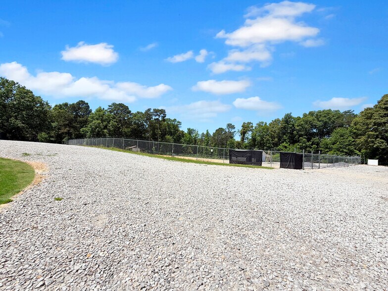 More Photos Of 1155 Union Chapel Rd E, Northport Land For Lease