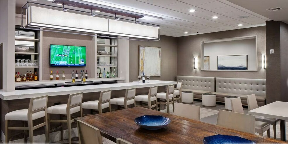 More Photos Of 1549 Westborough Dr, Katy Hotel For Sale