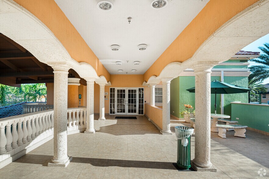 More Photos Of 1675 Market St, Weston Unknown For Lease