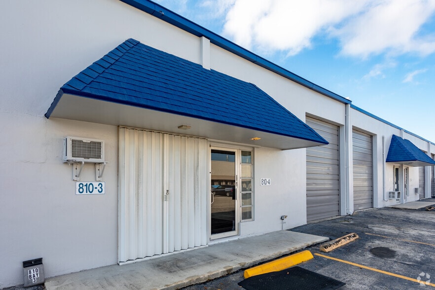 More Photos Of 710-716 NW 57th St, Fort Lauderdale Unknown For Lease