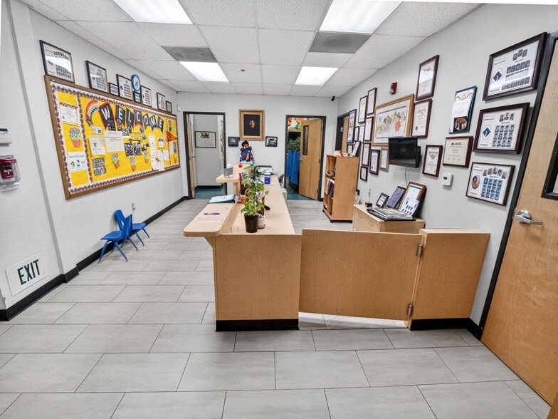 More Photos Of 2350-2400 S Central Ave, Compton Warehouse For Lease