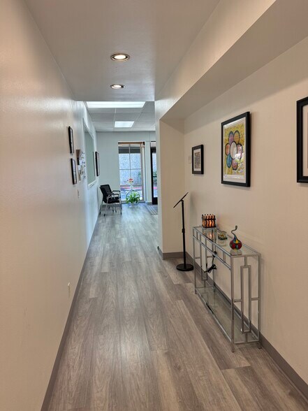 More Photos Of 151 Kalmus Dr, Costa Mesa Light Manufacturing For Sale