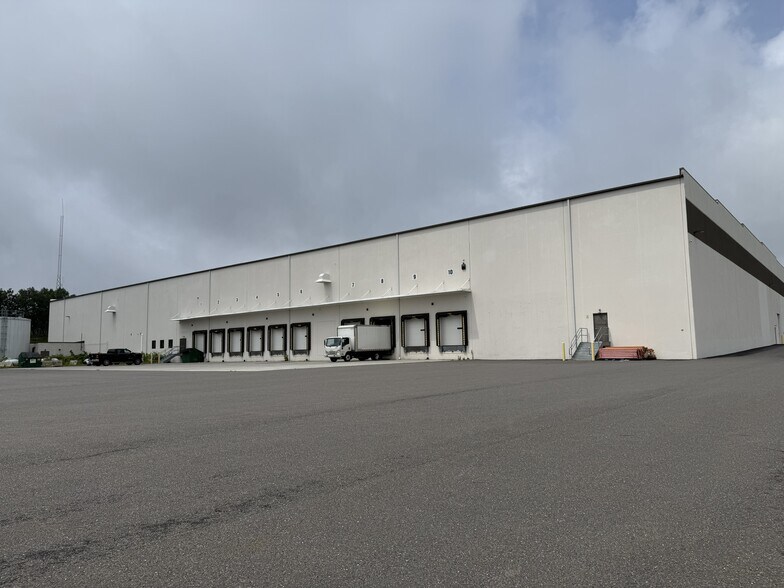 More Photos Of 10 Keystone Blvd E, Pottsville Industrial For Lease