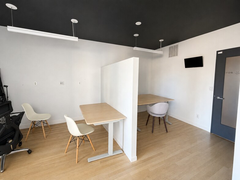 More Photos Of 1301-1307 Westwood Blvd, Los Angeles Restaurant For Lease