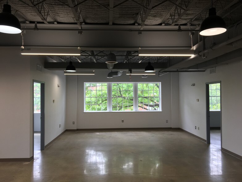 More Photos Of 119-125 N Washington St, Alexandria Loft Creative Space For Lease